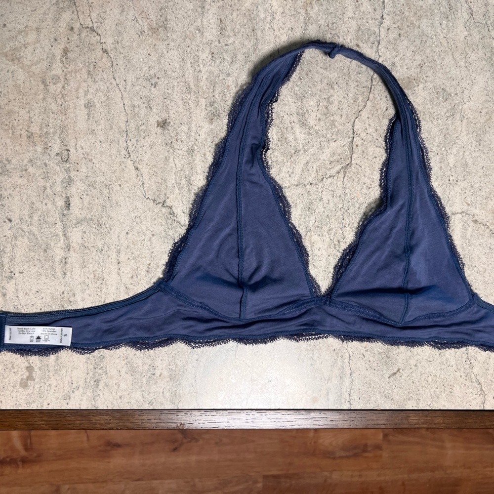 Lace Bralette size Small!